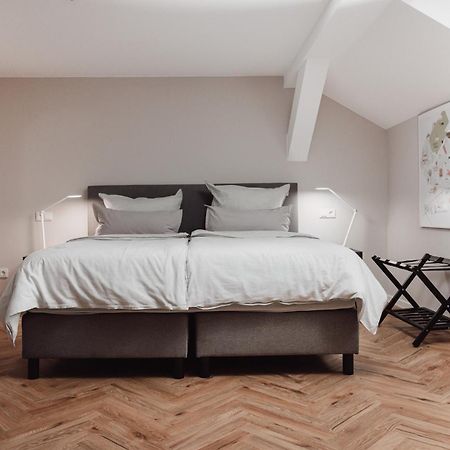 Dom Apartment III - Modern & Zentral Mit Kostenfreiem Parkplatz ฟุลดา ภายนอก รูปภาพ